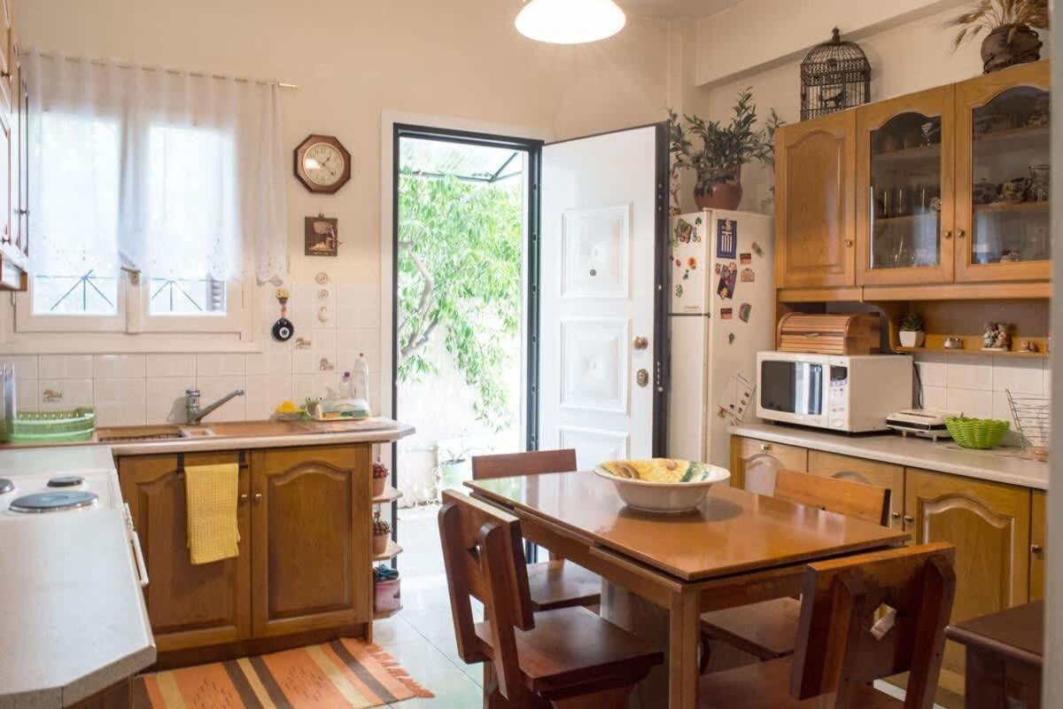 Family Apt With Garden Next To The Sea 雅典 外观 照片