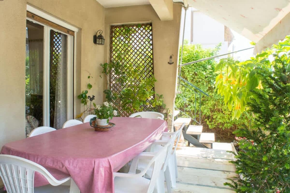 Family Apt With Garden Next To The Sea 雅典 外观 照片