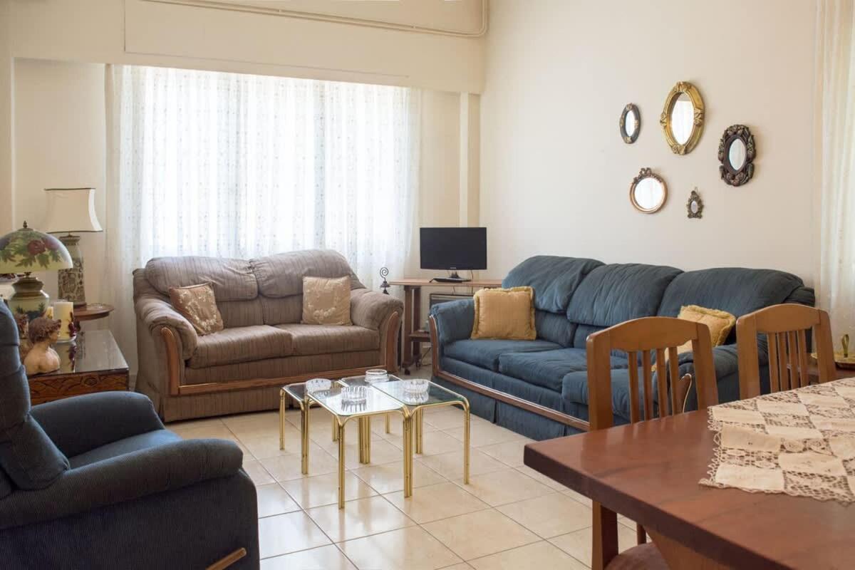 Family Apt With Garden Next To The Sea 雅典 外观 照片